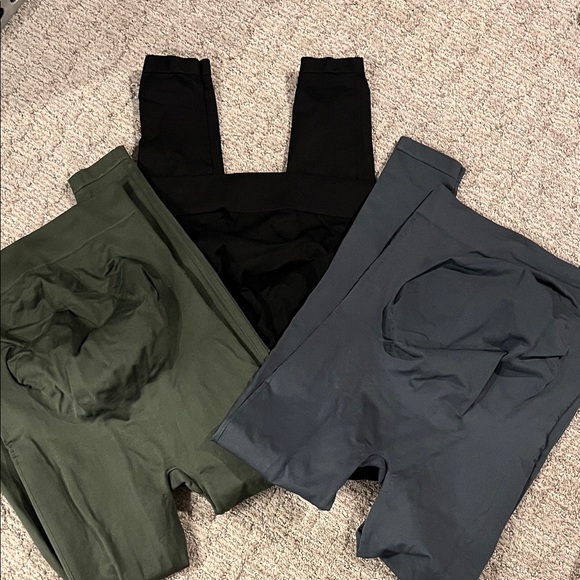 BLANQI Maternity Leggings Trio - Picture 1 of 5